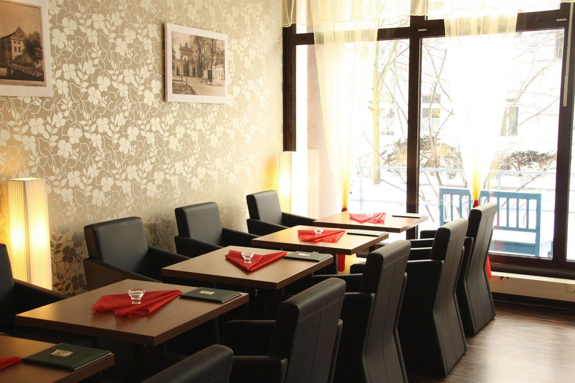 Hotel Pankow Берлин Экстерьер фото