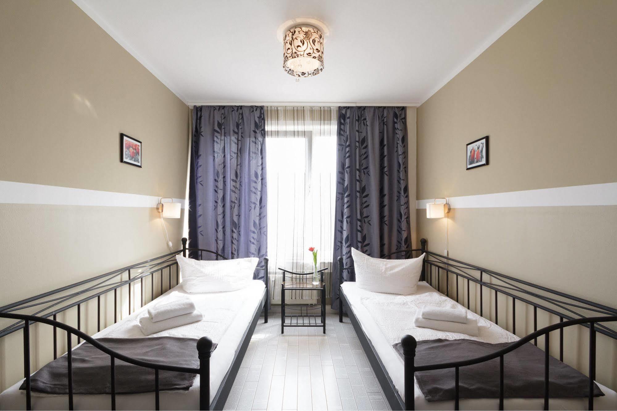 Hotel Pankow Берлин Экстерьер фото